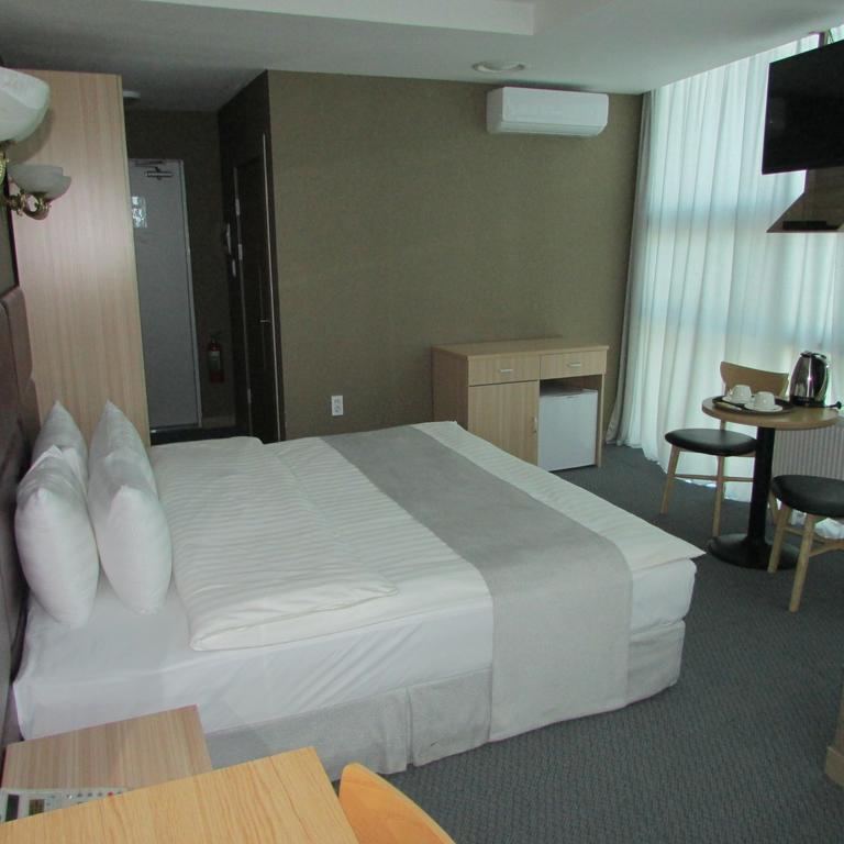 J Hotel Ulaanbaatar Exterior photo